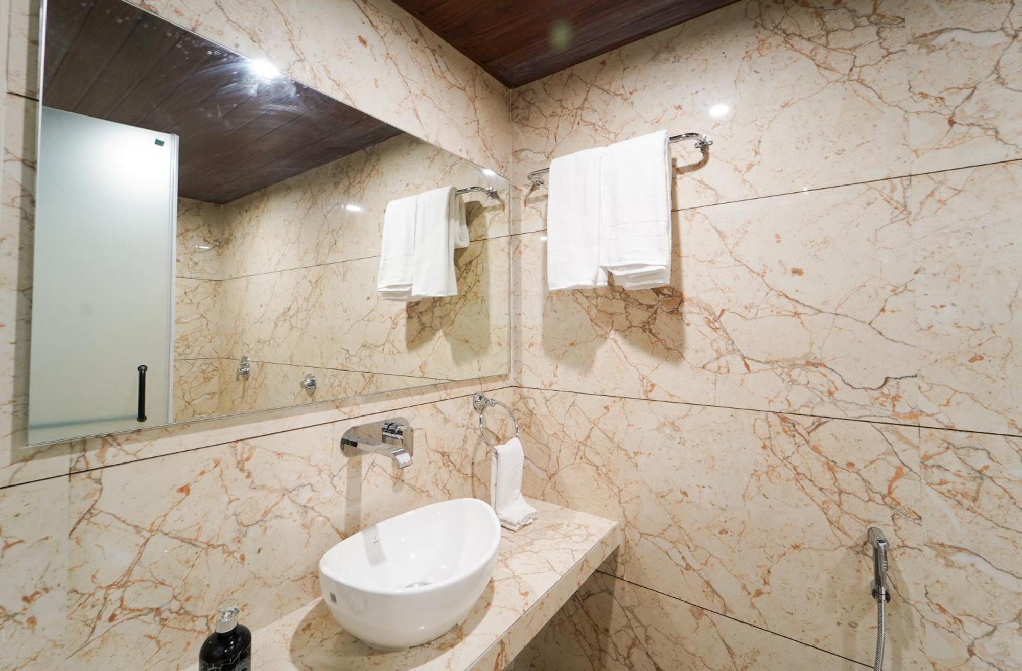 Hotel Bright Star Mahabaleshwar Exterior photo