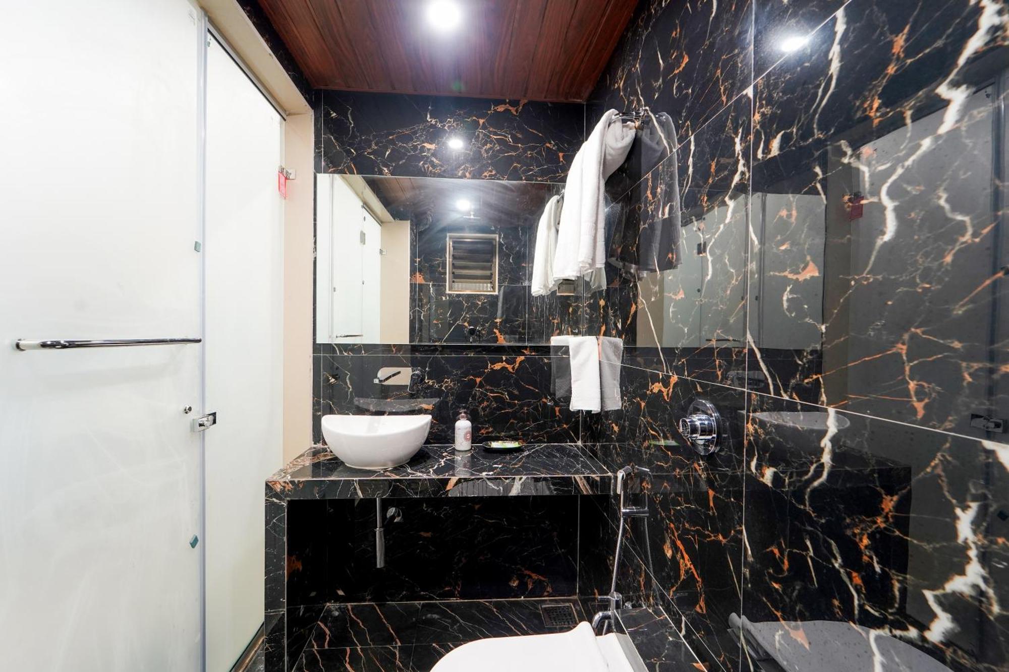 Hotel Bright Star Mahabaleshwar Exterior photo